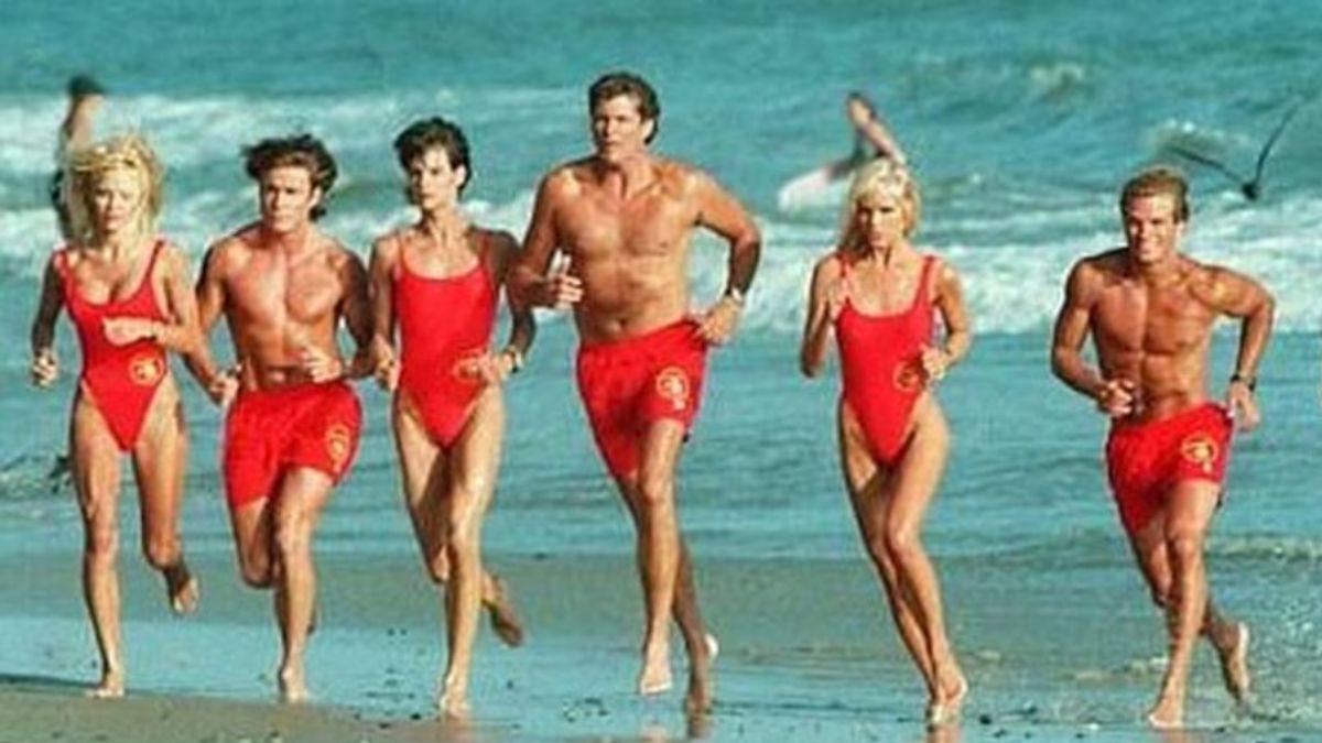 David Chokachi regresa como Cody Madison en el reboot de Los Vigilantes de la Playa para Fox en 2026