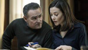 Mireia Oriol y Urko Olazabal en una escena de la película Soy Nevenka emitida en La 1 de RTVE